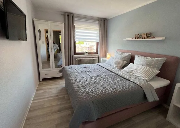 Briesenick-radde Dike View *